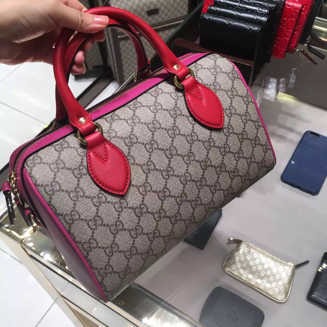 Authentic Gucci GG Supreme Boston Bag 409529 KLQIG 9784 Pink